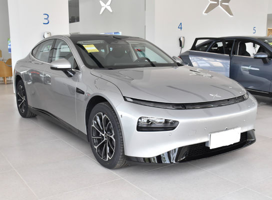Automobile elettrica 2022 di P7 Xiaopeng 480-670KM Intelligentize premio di taglia media