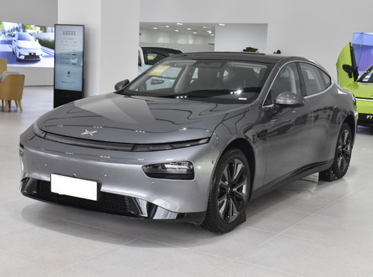 Automobile elettrica 2022 di P7 Xiaopeng 480-670KM Intelligentize premio di taglia media