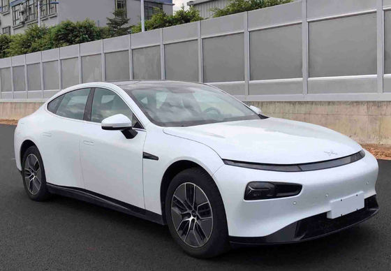 Automobile elettrica 2022 di P7 Xiaopeng 480-670KM Intelligentize premio di taglia media