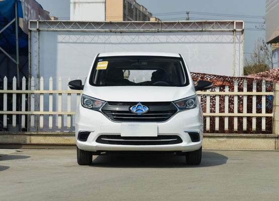 Sedili moventi regolari dell'automobile elettrica 402KM Changan Auchan A600ev 5 di MPV