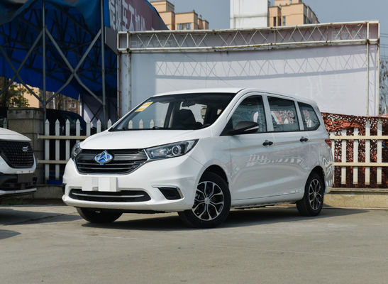 Sedili moventi regolari dell'automobile elettrica 402KM Changan Auchan A600ev 5 di MPV