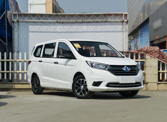 Sedili moventi regolari dell'automobile elettrica 402KM Changan Auchan A600ev 5 di MPV