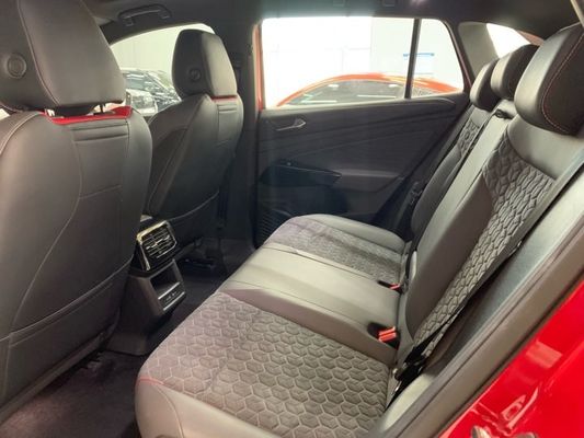 ID4 X 2023 automobili di VW EV 425-607KM SUV ad alta velocità 5 porte 5 sedili