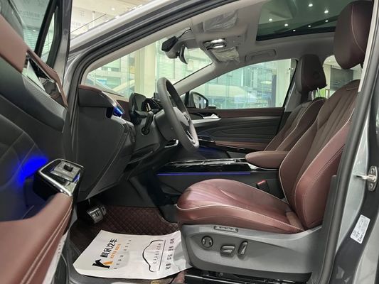 Lunga autonomia delle automobili 460-617KM di VW EV di ID6 X con il rendimento elevato