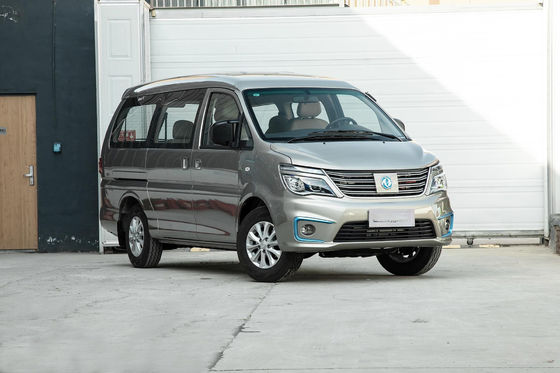 L'azionamento lungo varia automobile di 400KM Dongfeng M5ev Mpv Ev con 4 porte 5-9 sedili
