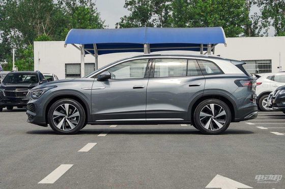 Un VW ID6 X di 5 sedili delle porte 6-7 2022 alte velocità 460-617KM dell'automobile elettrica