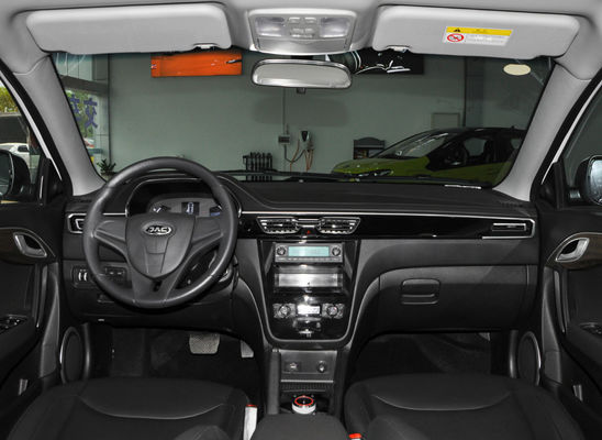 Veicolo elettrico automatico di 350-402KM JAC Electric Car Single Motor JAC Iev A50