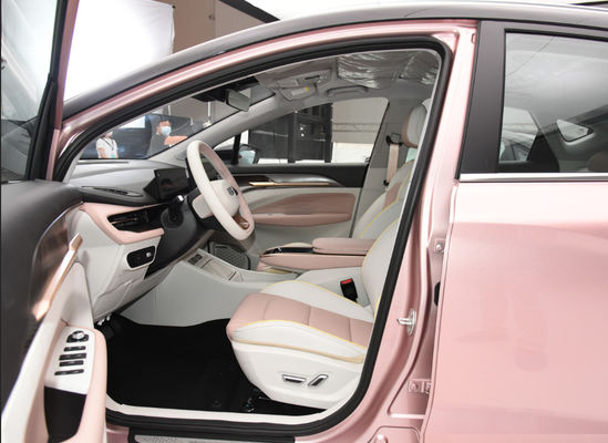 Carica rapida elettrica 0.5h di Geely Ev Suv 400-550KM dell'automobile della geometria M6 Geely