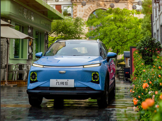 la geometria elettrica E Geely 320-410KM di 60kw Geely Suv 5 porte 4 sedili
