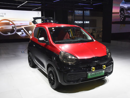 3 porte 4 mette l'automobile a sedere elettrica SAIC Roewe 311KM ABILI del motore di SAIC