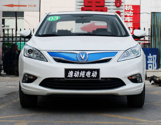 Norma ufficiale 365-405KM dell'automobile elettrica 2022 della berlina di Changan Eado EV460