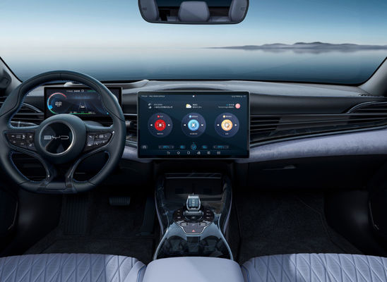 Automobile elettrica 550-700KM di taglia media della berlina della guarnizione di Byd 5 porte 5 sedili